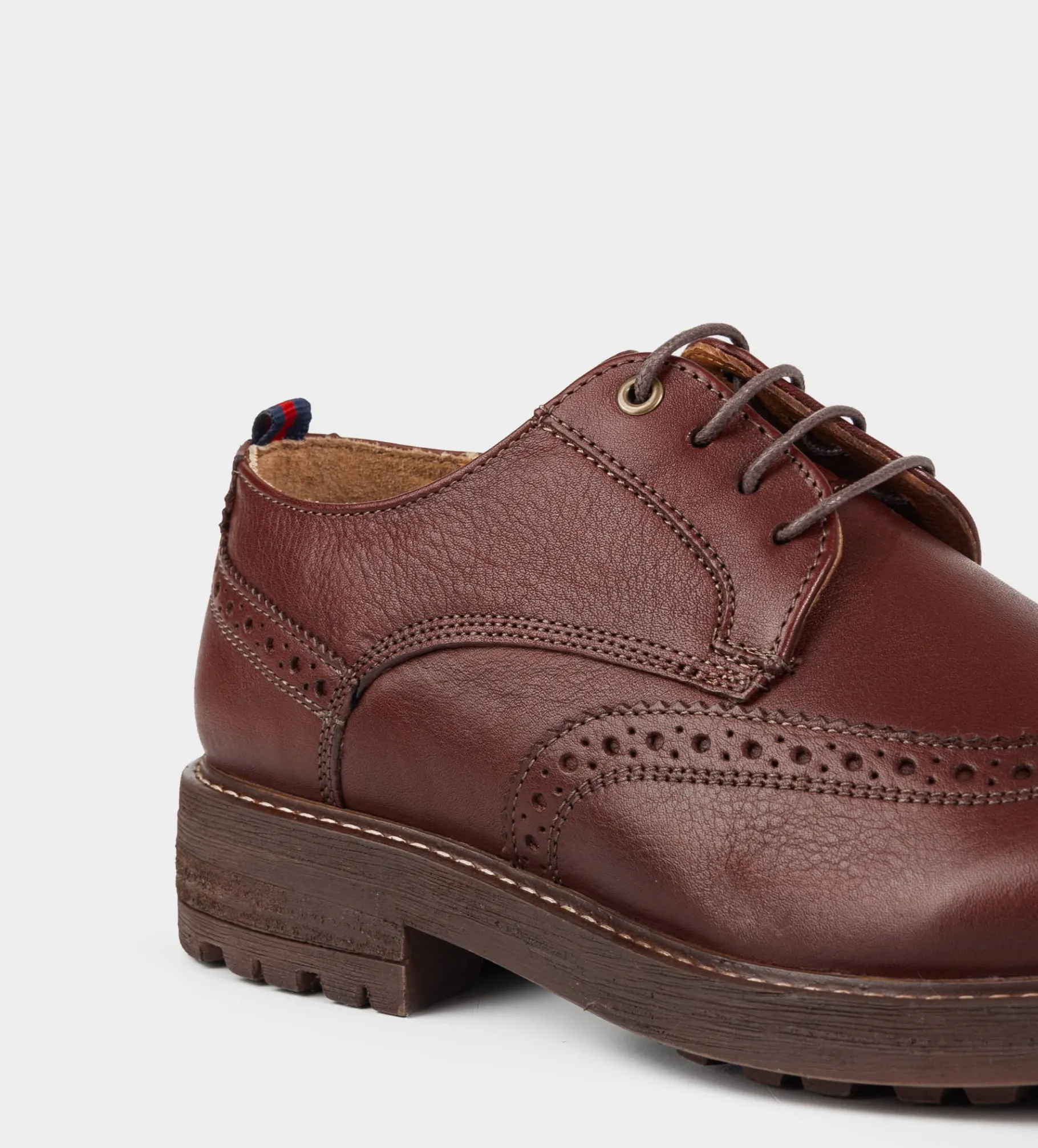 Outlet DERBY WINGTIP PIEL CAFÉ Hombre Casual