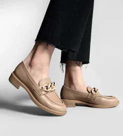 Sale MOCASÍN HERRAJE GRABADO BEIGE Mujer Flats Y Mocasines