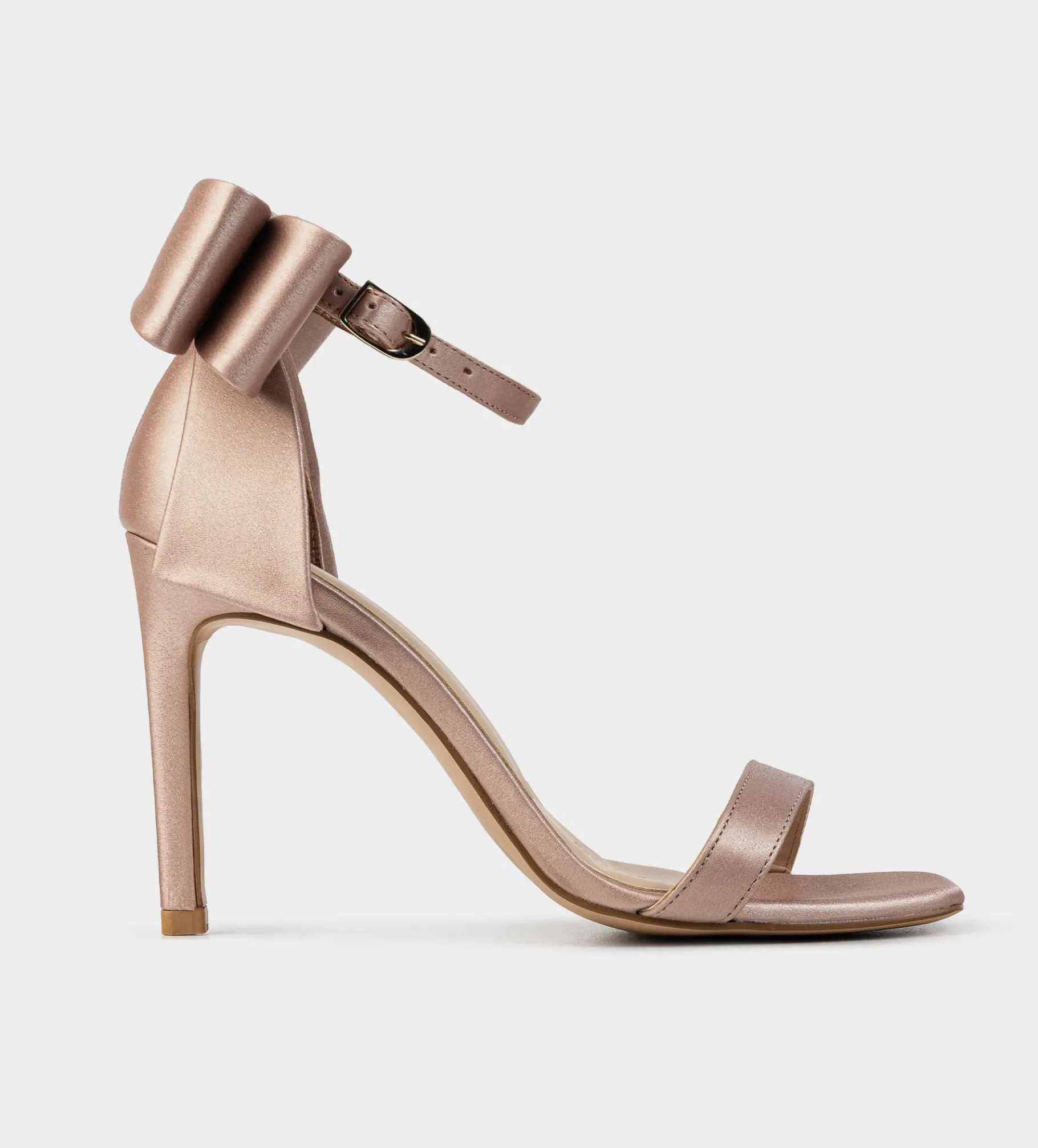Outlet SANDALIA TACÓN MOÑO SATINADO ORO Mujer Fiesta | Bride Collection
